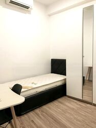 Lakepoint Condominium (D22), Condominium #455871821